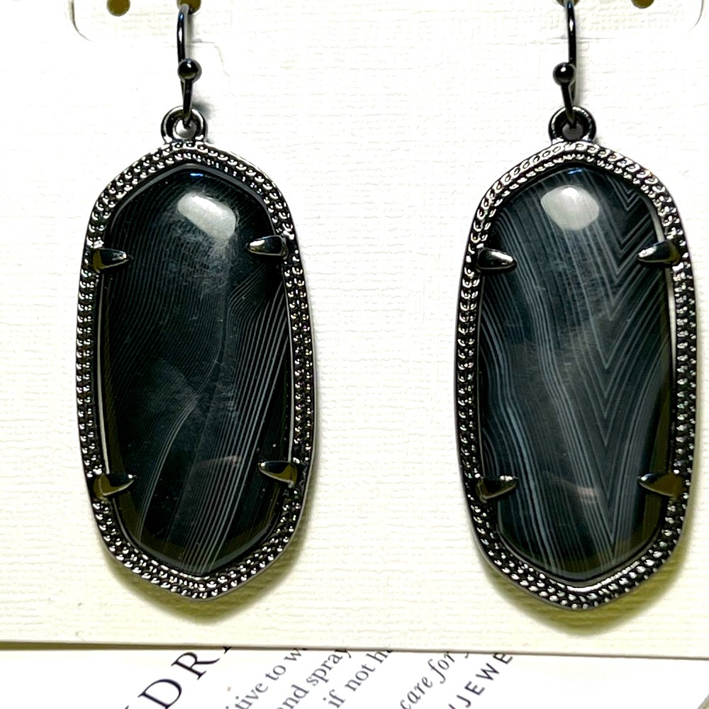 NWT Kendra Scott Elle Earrings Black Banded Agate Gunmetal Perfectly Beautiful!